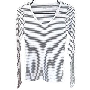 GAP Women's White Long-Sleeve V-Neck Top with Black Stripes